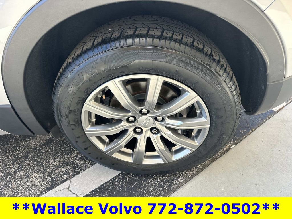 Used 2019 Cadillac XT4 Premium Luxury w/ Driver Awareness Package FWD image 12