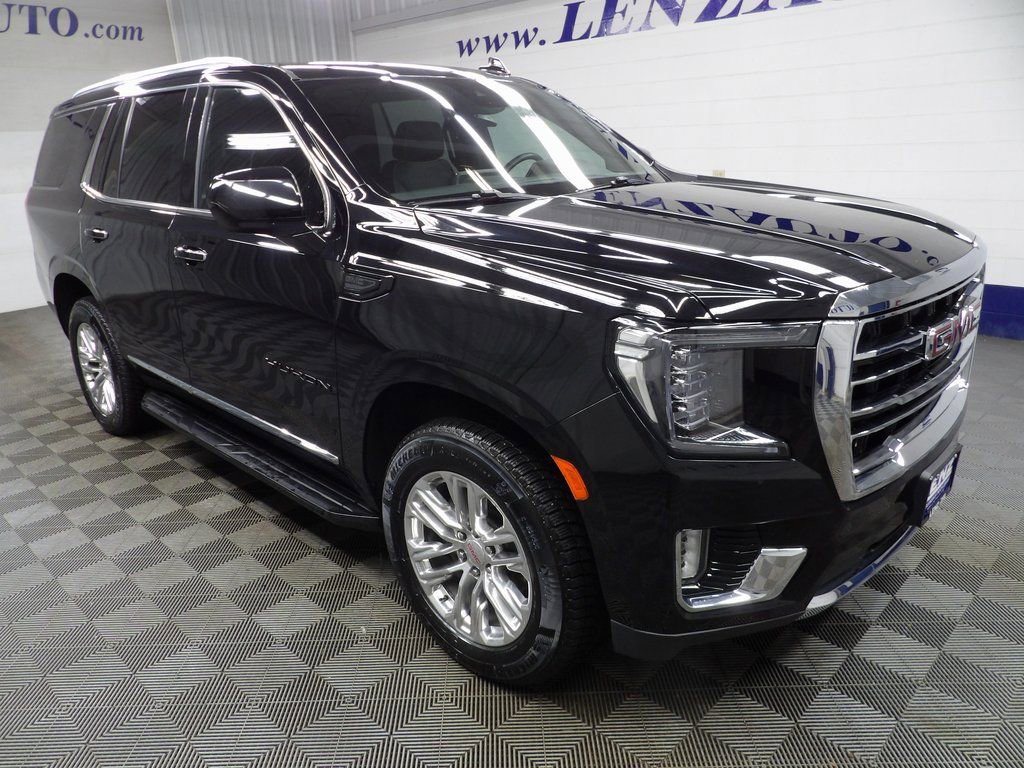 Used 2023 GMC Yukon SLT w/ Max Trailering Package image 3