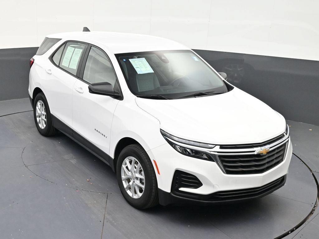 Used 2024 Chevrolet Equinox LS FWD image 15