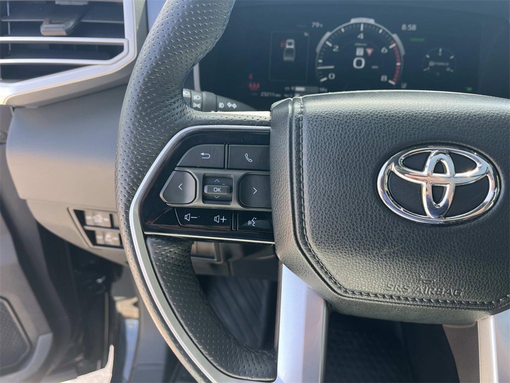 Used 2022 Toyota Tundra Platinum image 17