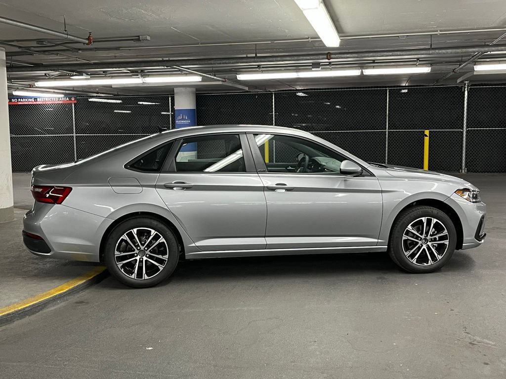 New 2026 Volkswagen Jetta Sport FWD image 33