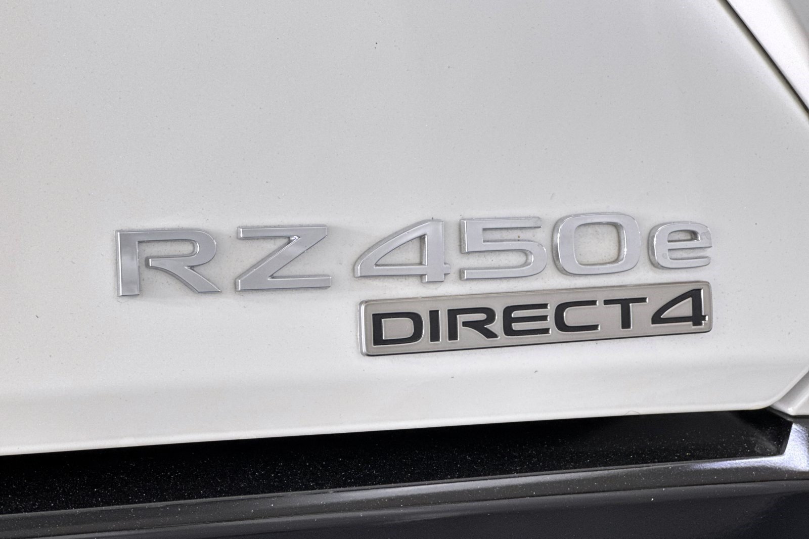 Used 2023 Lexus RZ 450e Premium w/ Technology Package AWD/4WD image 29