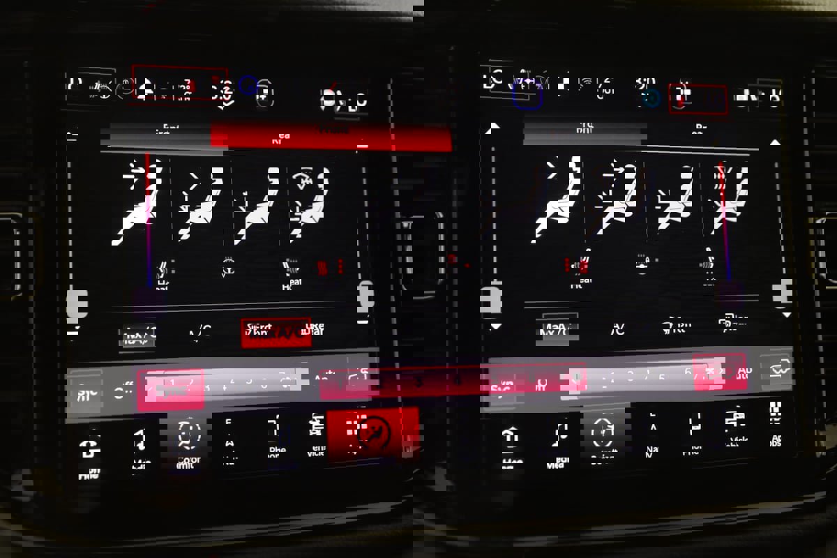 Used 2025 Dodge Durango GT w/ Trailer Tow Group IV image 32