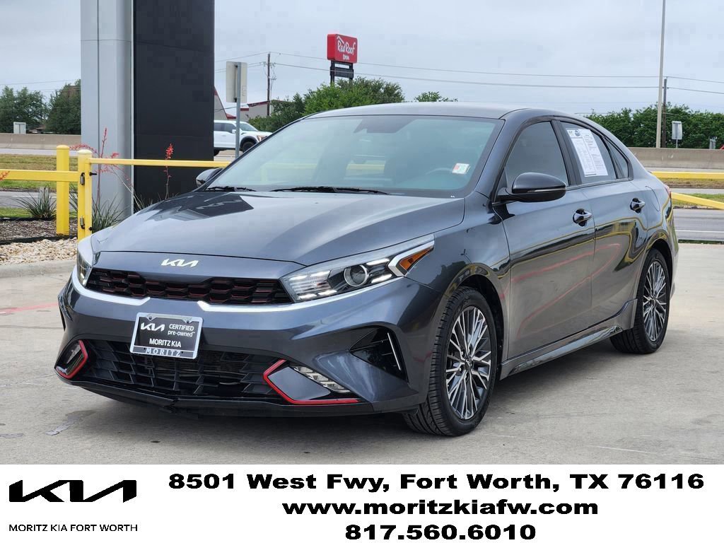 Certified 2022 Kia Forte GT-Line FWD image 3