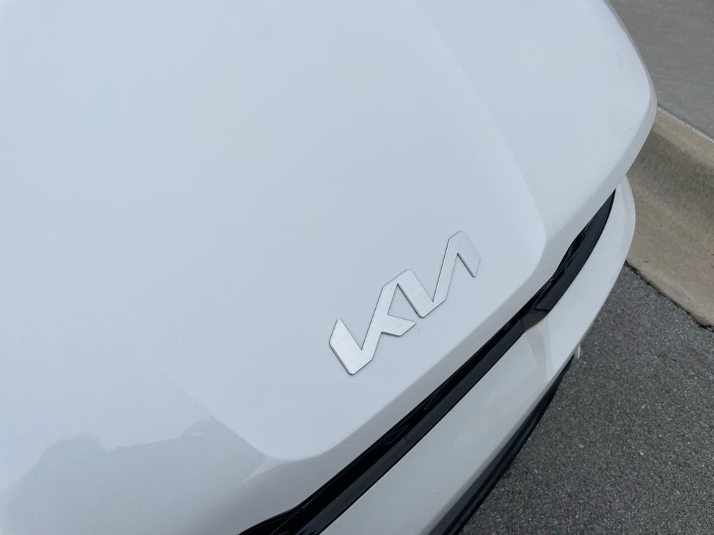 Certified 2025 Kia K5 GT-Line image 33