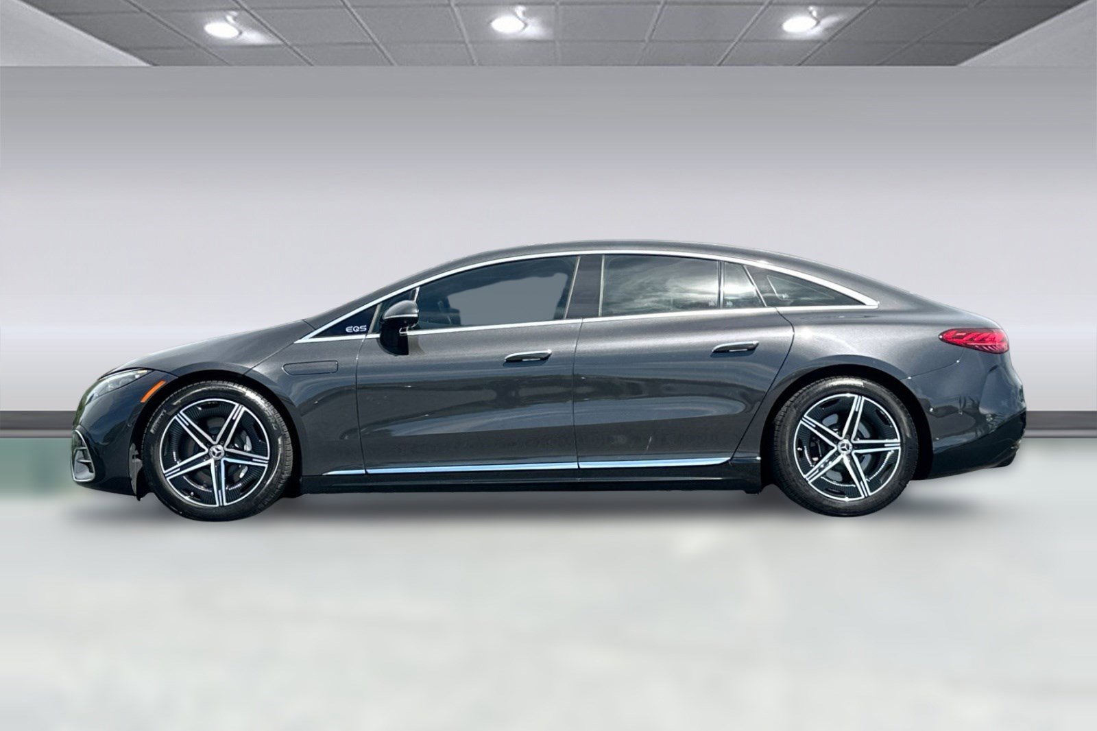 Certified 2023 Mercedes-Benz EQS 580 4MATIC Sedan image 2