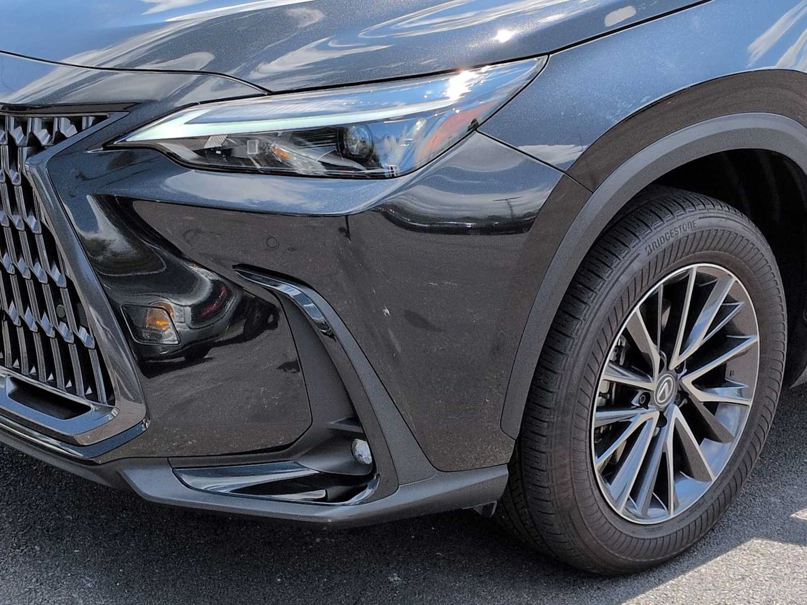 Used 2024 Lexus NX 350h AWD image 11
