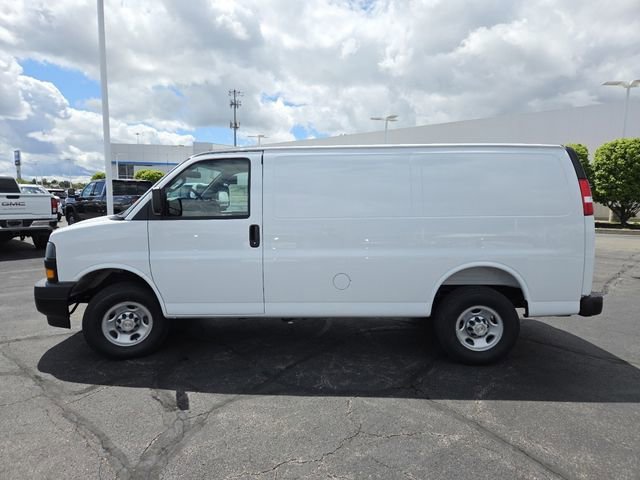 New 2026 Chevrolet Express 2500 w/ Driver Convenience Package RWD image 13