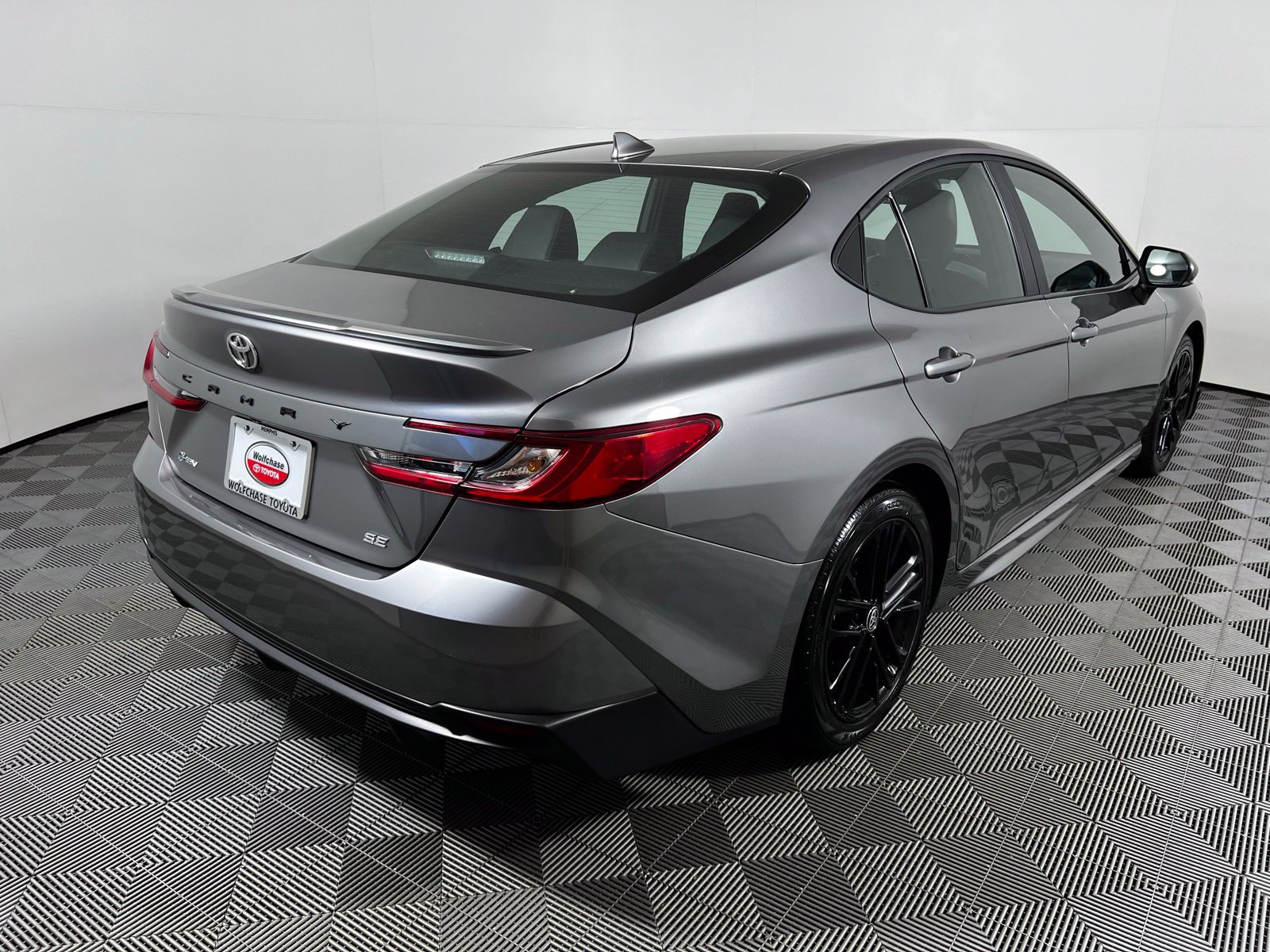 Certified 2026 Toyota Camry SE FWD image 5