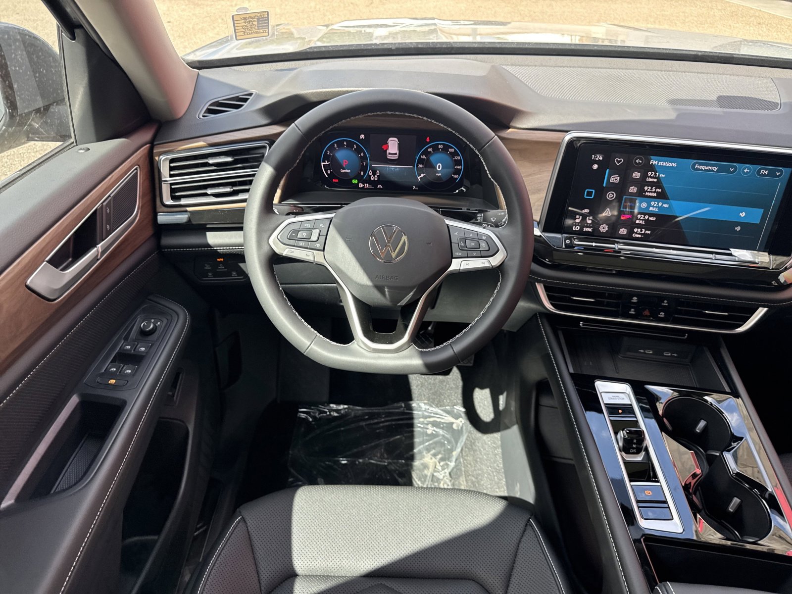 New 2026 Volkswagen Atlas SE image 22