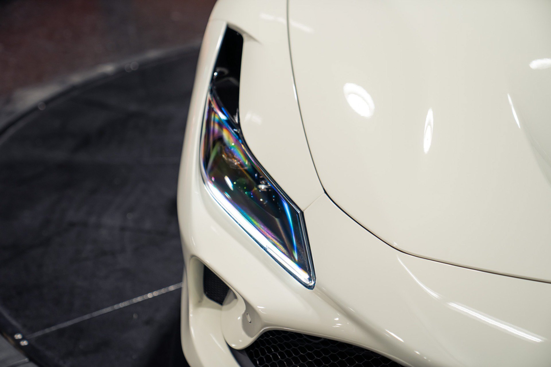 Used 2023 Ferrari F8 Tributo RWD image 33