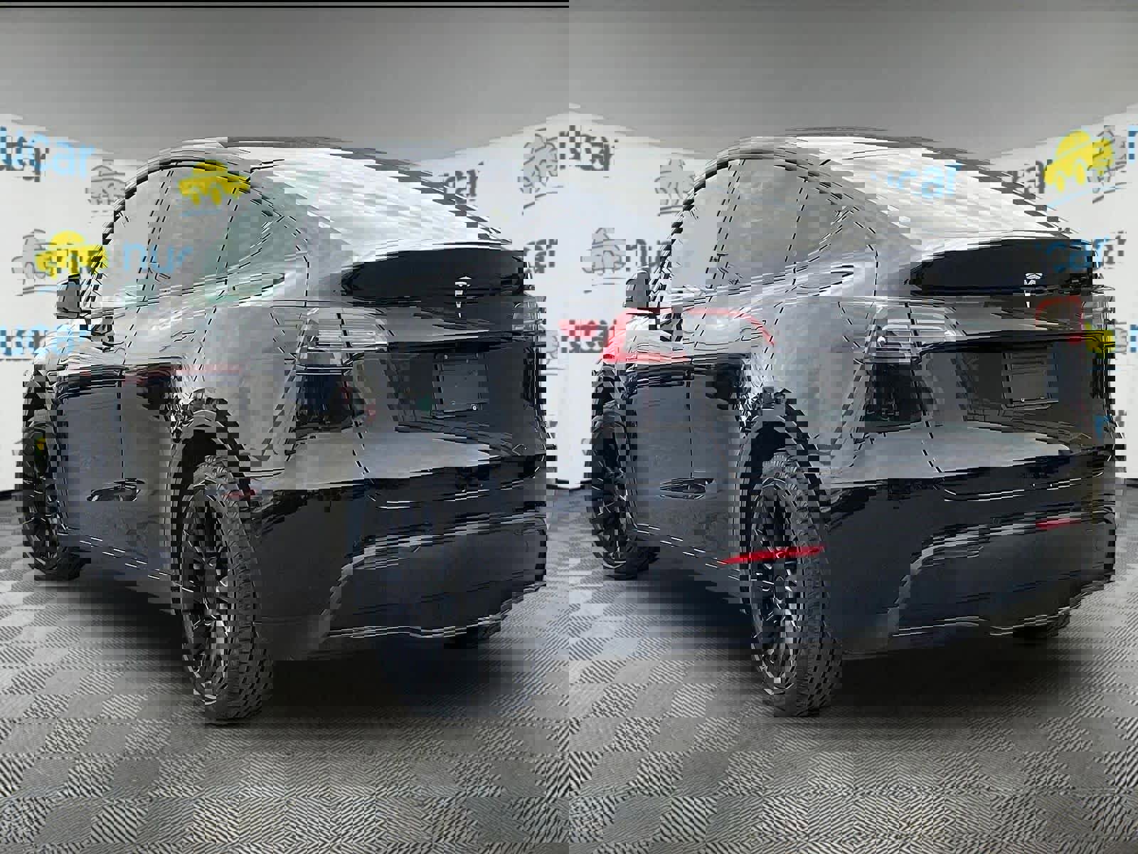 Used 2022 Tesla Model Y Long Range AWD/4WD image 4