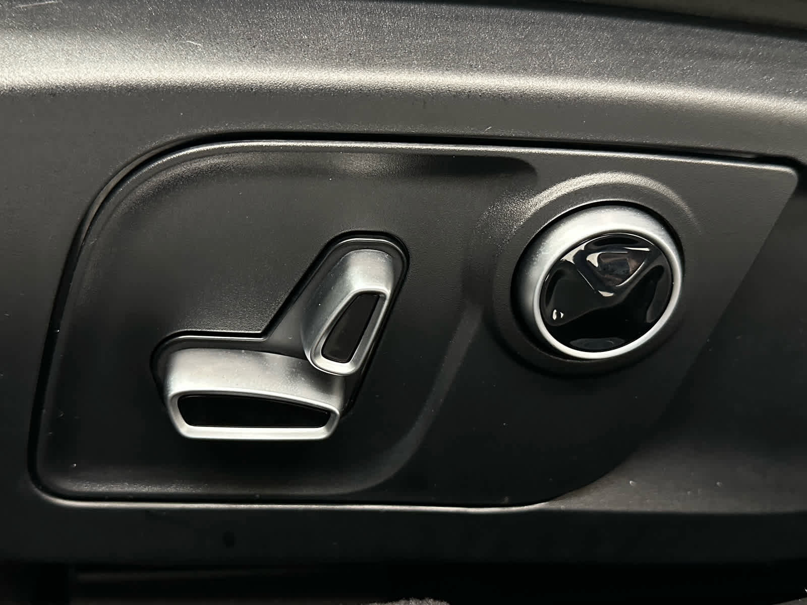 Used 2022 Maserati Ghibli Trofeo image 12