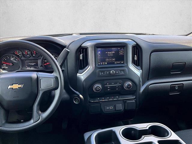 Used 2024 Chevrolet Silverado 1500 Custom image 8