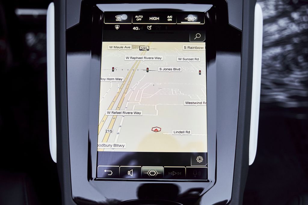 Used 2024 Lamborghini Huracan EVO image 62