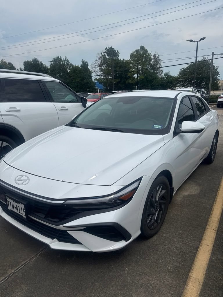 Used 2024 Hyundai Elantra SEL