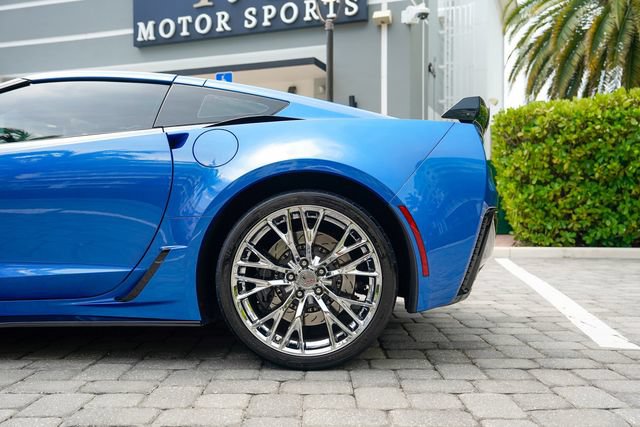 Used 2016 Chevrolet Corvette Z06 w/ 3LZ Preferred Equipment Group RWD image 17
