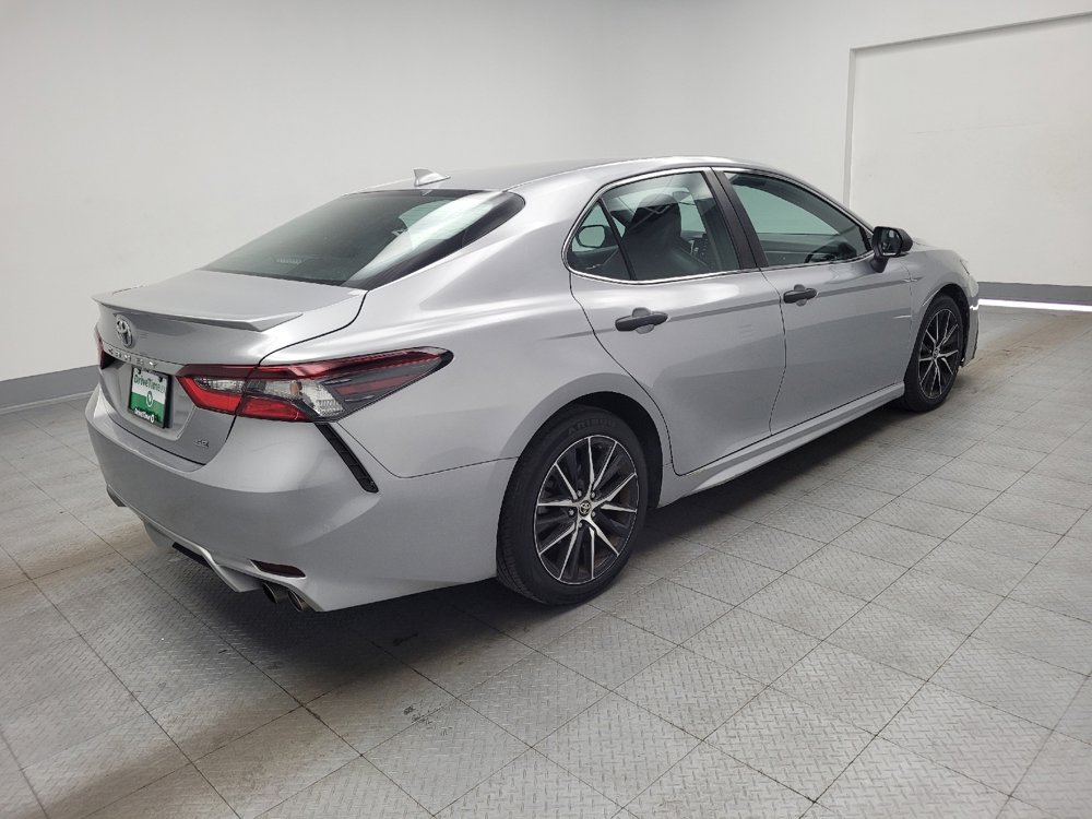 Used 2022 Toyota Camry SE FWD image 10