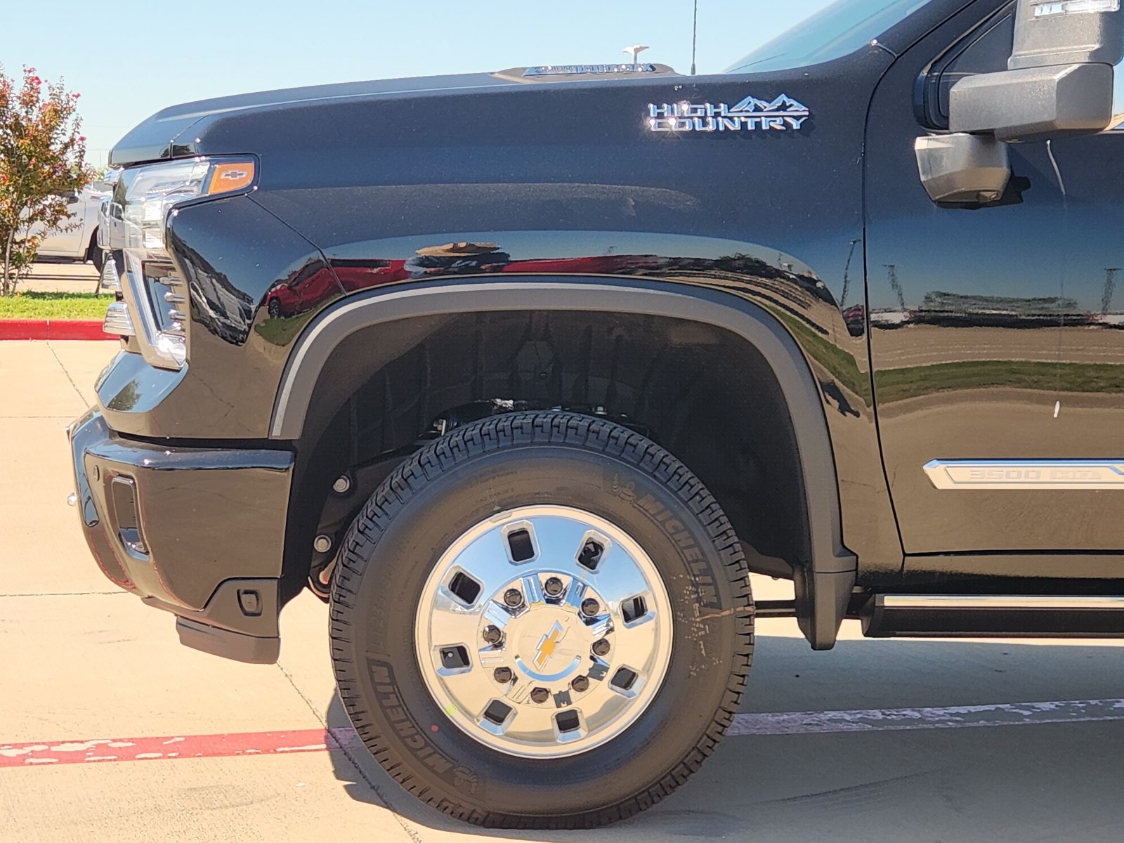 New 2026 Chevrolet Silverado 3500 High Country w/ Technology Package AWD/4WD image 8