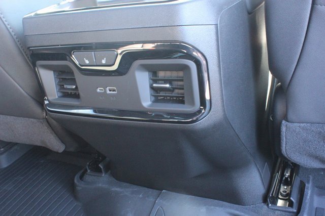 New 2026 GMC Sierra 3500 AT4 w/ AT4 Premium Plus Package image 32