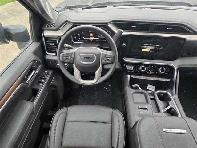 New 2026 GMC Sierra 3500 Denali w/ Denali Reserve Package image 10