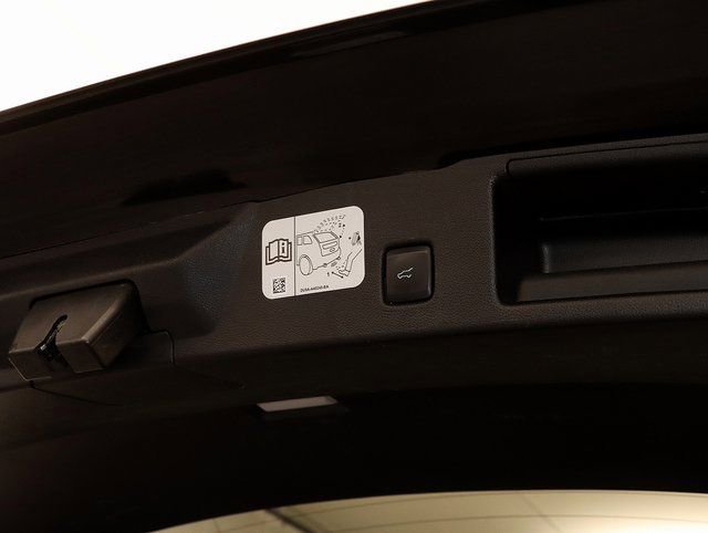 Used 2020 Ford Escape SEL AWD/4WD image 28