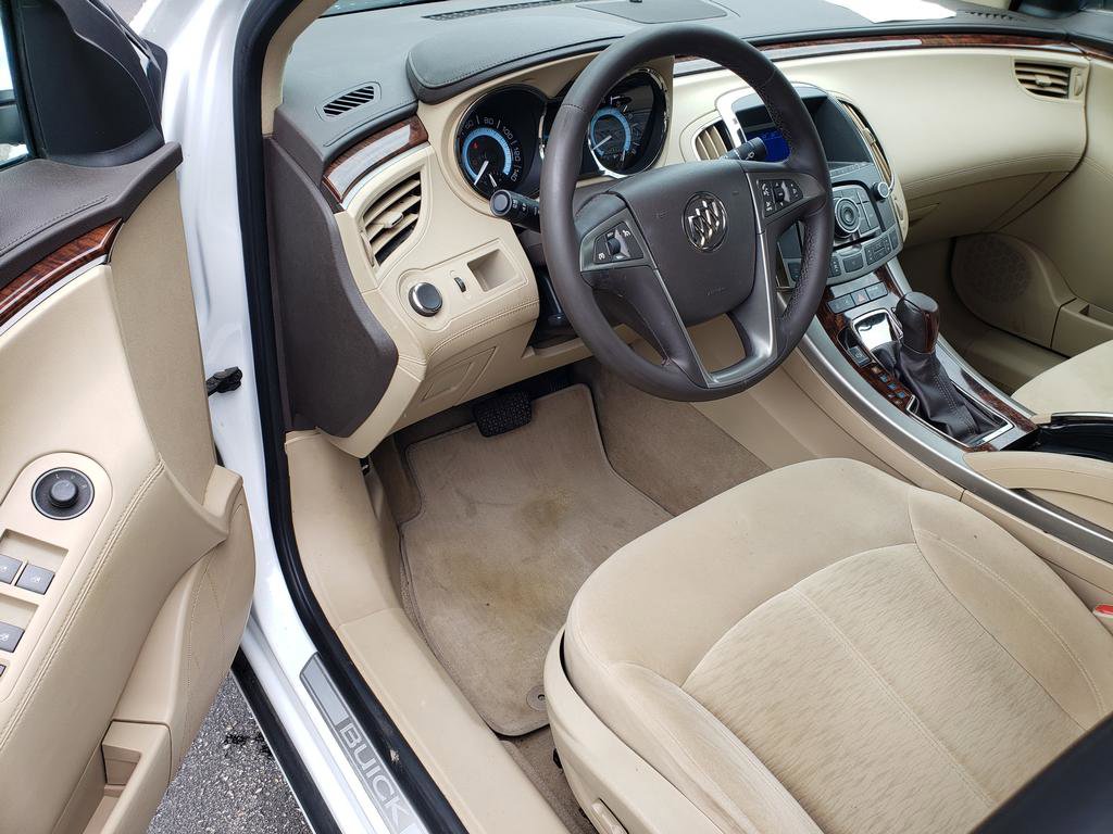 Used 2010 Buick LaCrosse CX FWD image 10