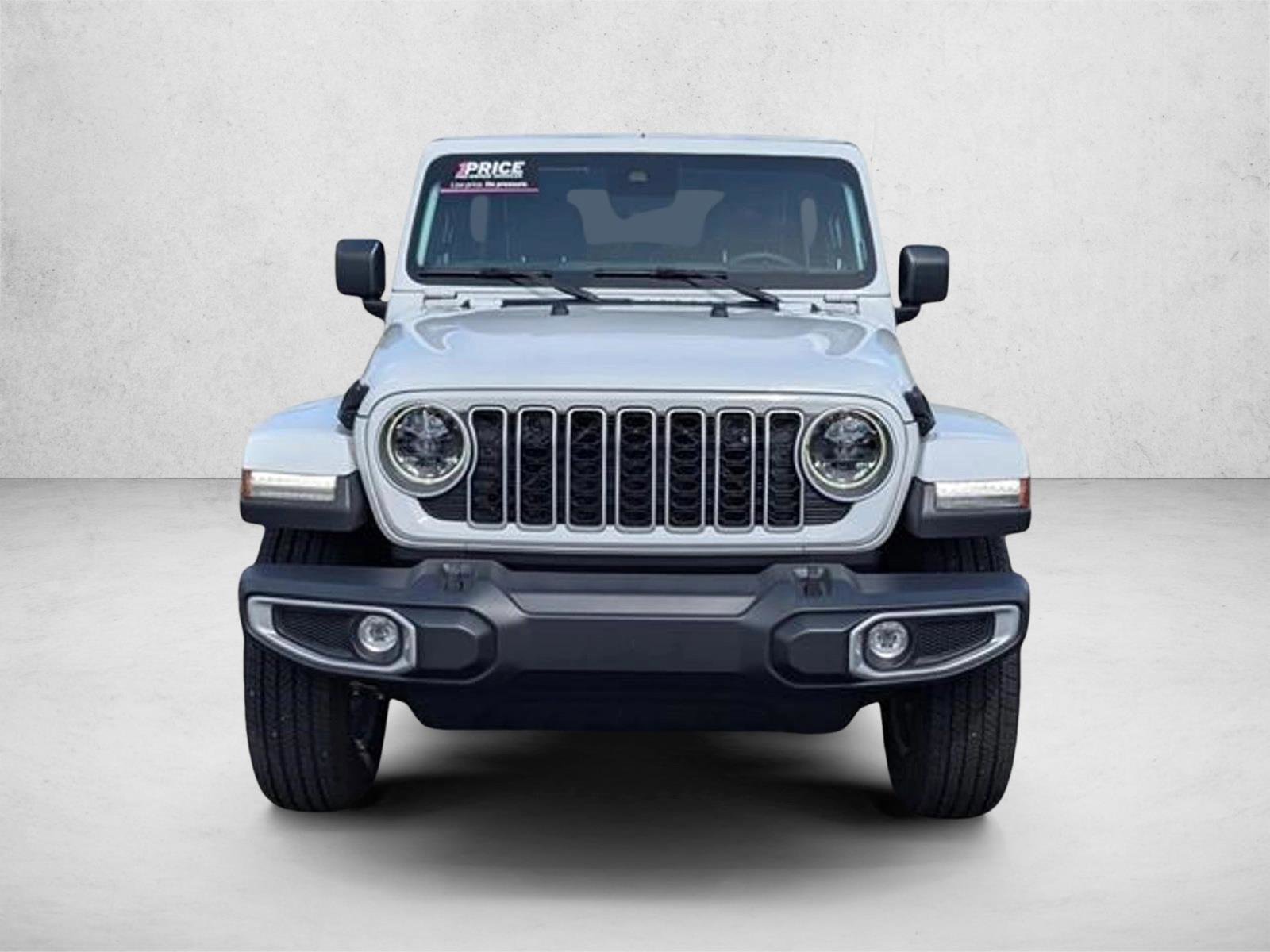 Used 2024 Jeep Wrangler Unlimited Sahara AWD/4WD image 2