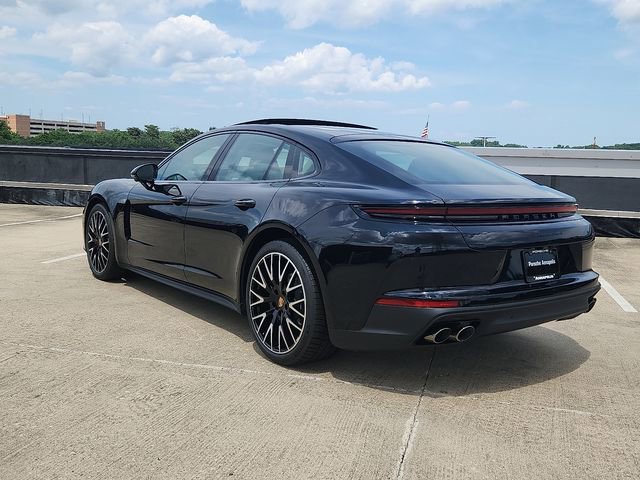 New 2025 Porsche Panamera 4 image 3