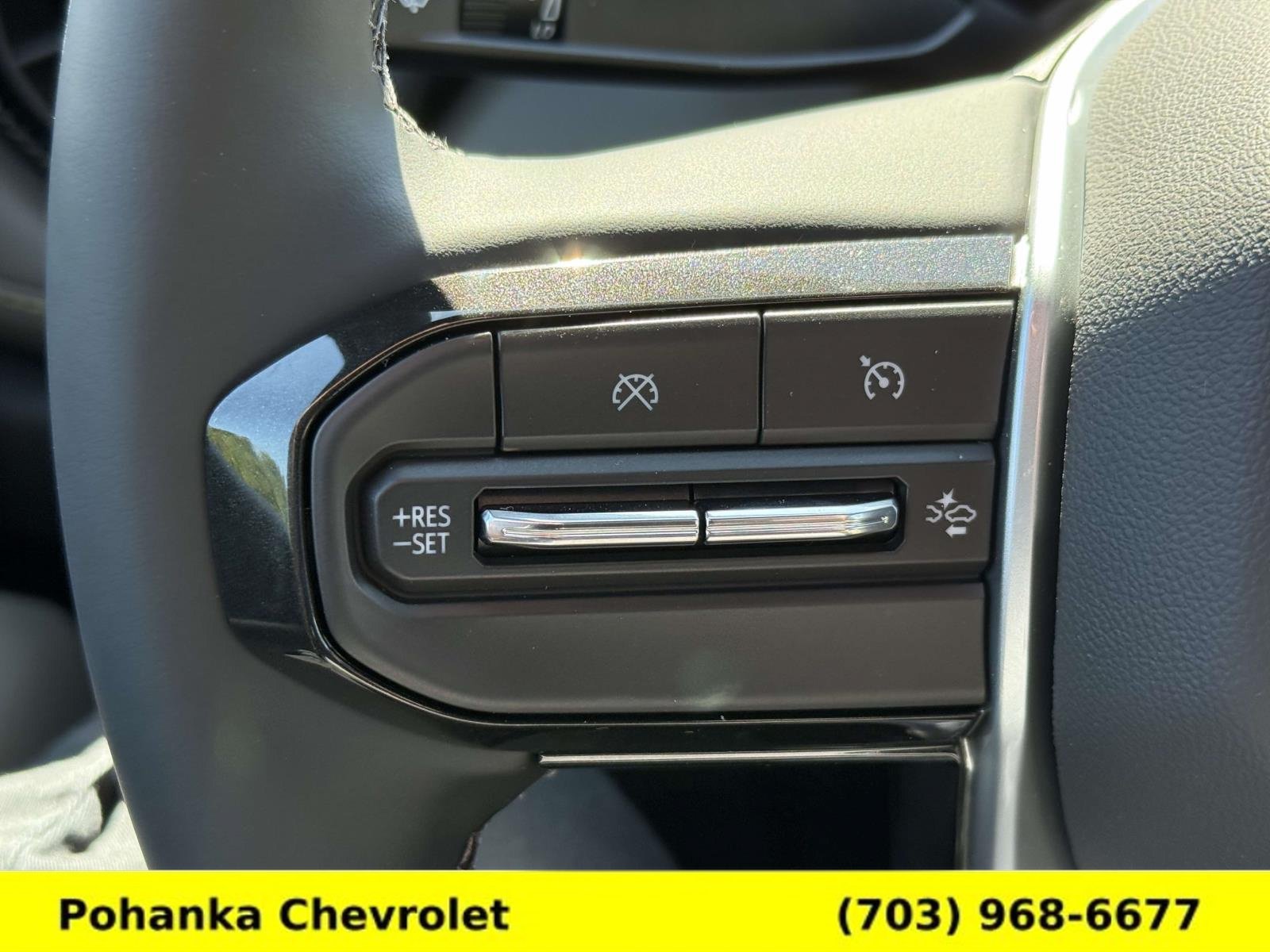 New 2026 Chevrolet Colorado ZR2 w/ Technology Package AWD/4WD image 17