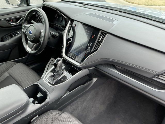 Used 2025 Subaru Outback Premium AWD/4WD image 20