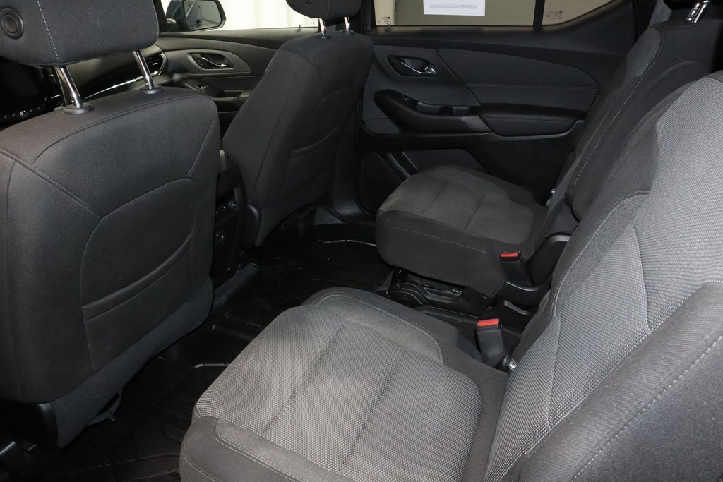Used 2023 Chevrolet Traverse LT image 20