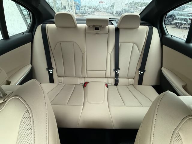 Used 2023 BMW 330i xDrive Sedan w/ Premium Package AWD/4WD image 14