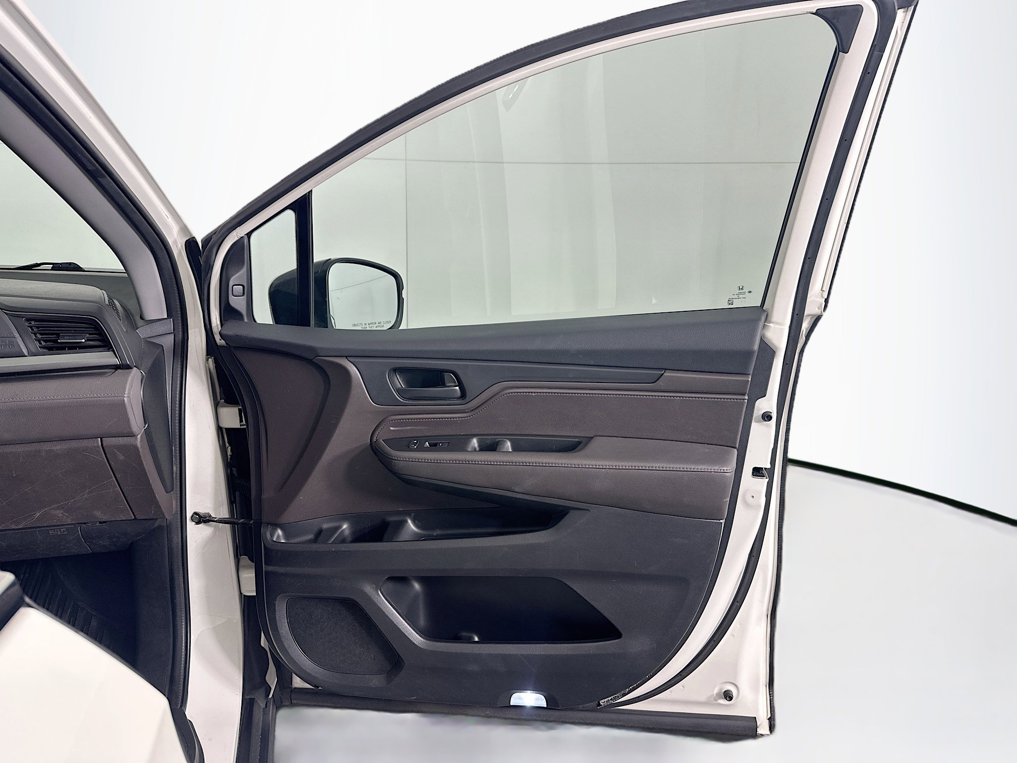 Used 2018 Honda Odyssey EX-L image 32