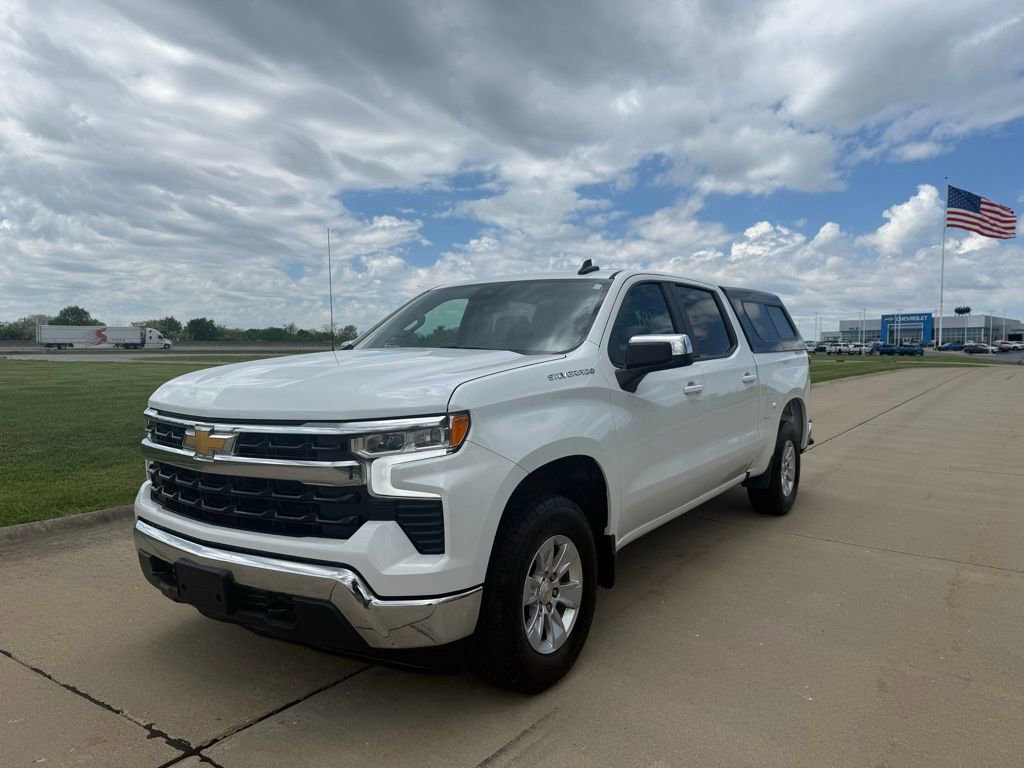 Used 2025 Chevrolet Silverado 1500 LT w/ Work Truck Package AWD/4WD image 10