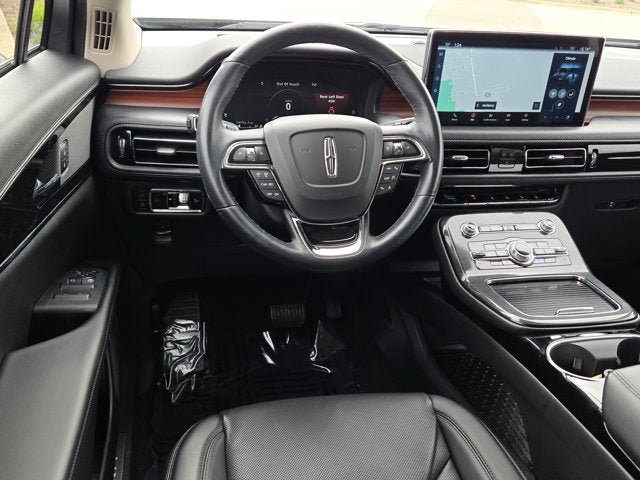 Used 2023 Lincoln Nautilus Reserve AWD/4WD image 20