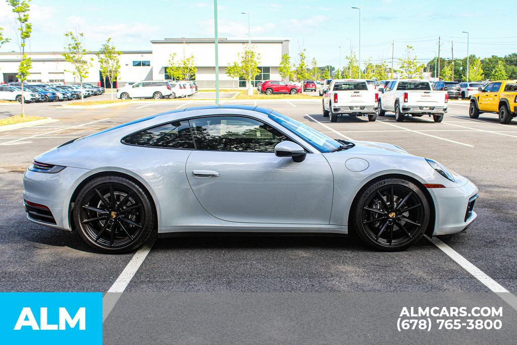 Used 2024 Porsche 911 Carrera RWD image 9
