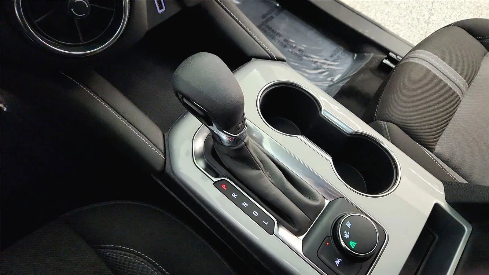 Used 2023 Chevrolet Blazer LT image 27