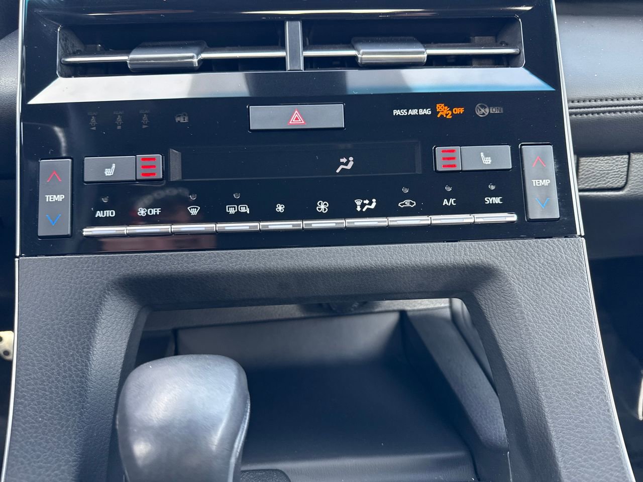 Used 2021 Toyota Avalon XSE image 21