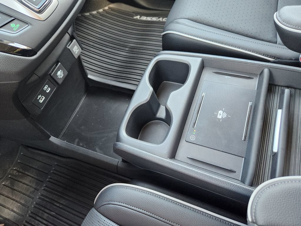 New 2026 Honda Odyssey Elite image 18