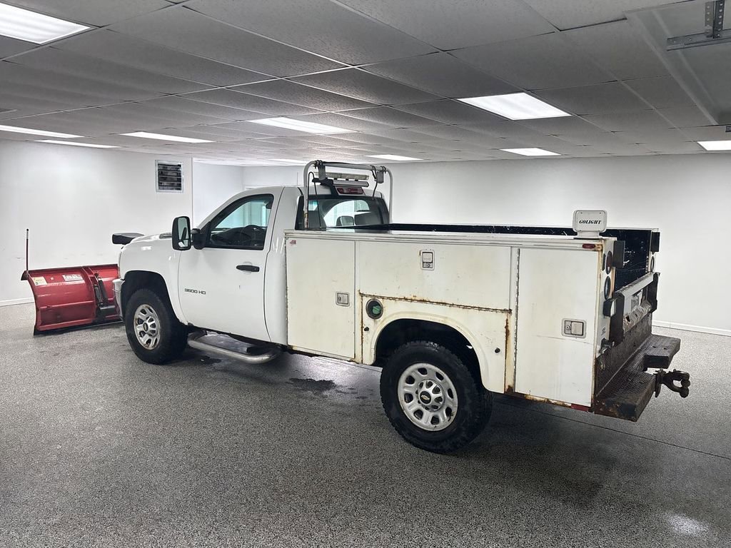 Used 2012 Chevrolet Silverado 3500 W/T w/ Snow Plow Prep Package image 6