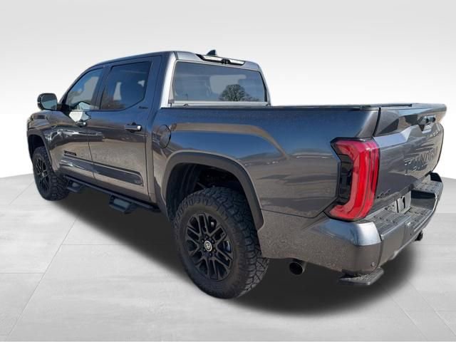 Used 2024 Toyota Tundra Limited image 5