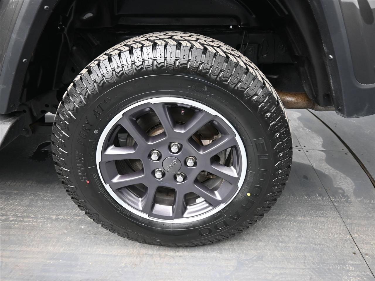 Used 2023 Jeep Gladiator Overland w/ Popular Equipment Package image 19