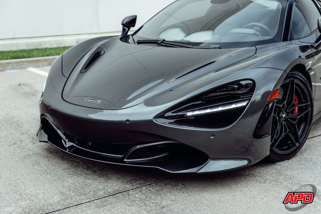 Used 2020 McLaren 720S Performance RWD image 24