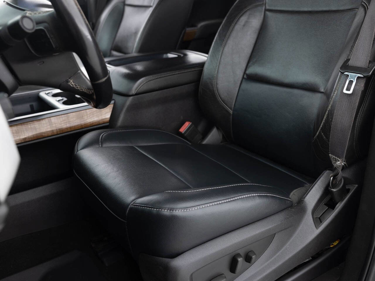 Used 2014 GMC Sierra 1500 SLT w/ SLT Crew Cab Value Package image 23