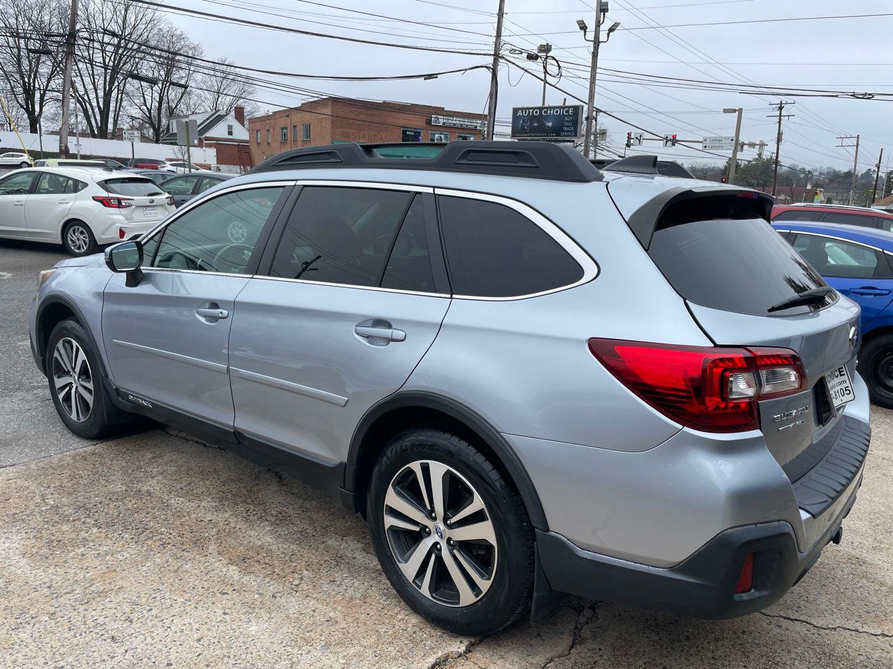 Used 2019 Subaru Outback 2.5i Limited image 10