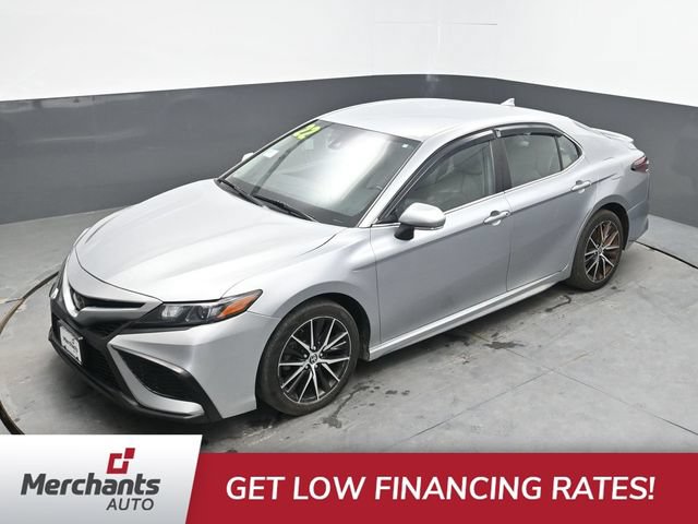 Used 2022 Toyota Camry SE FWD image 21