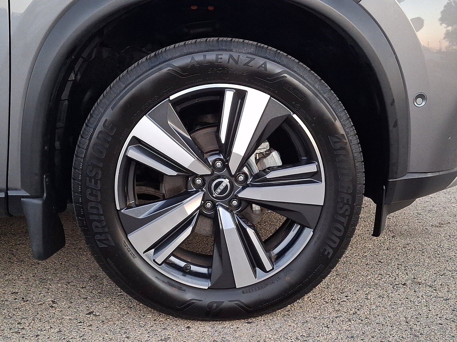 Certified 2023 Nissan Rogue Platinum w/ Platinum Premium Package AWD/4WD image 8