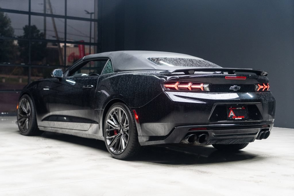 Used 2018 Chevrolet Camaro ZL1 RWD image 18