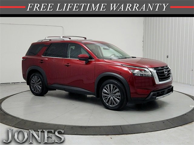 Used 2024 Nissan Pathfinder SL w/ SL Premium Package